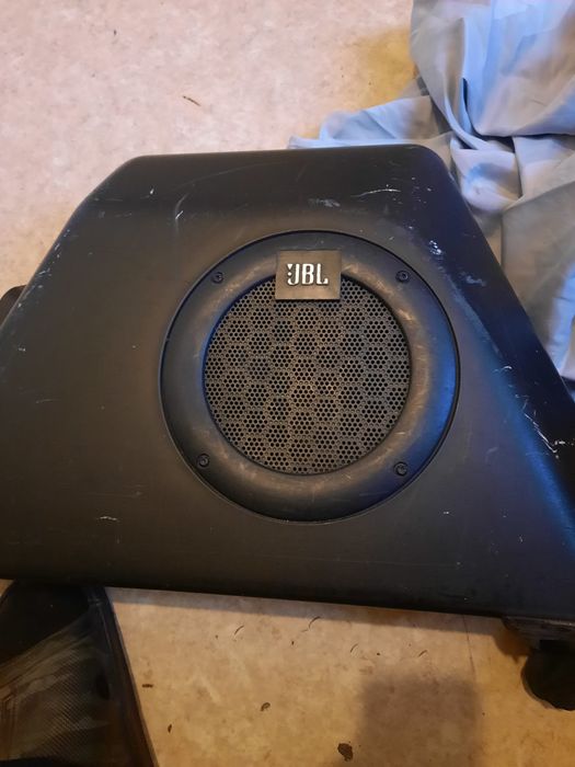 Високо говорител JBL System