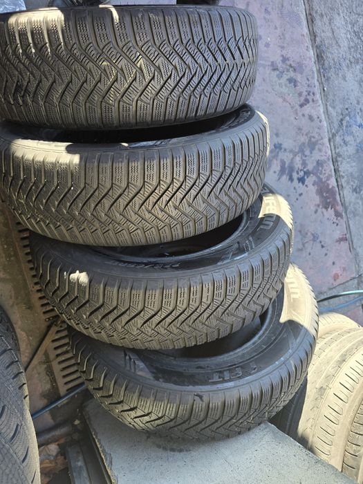 Anvelope iarna 225 65 17