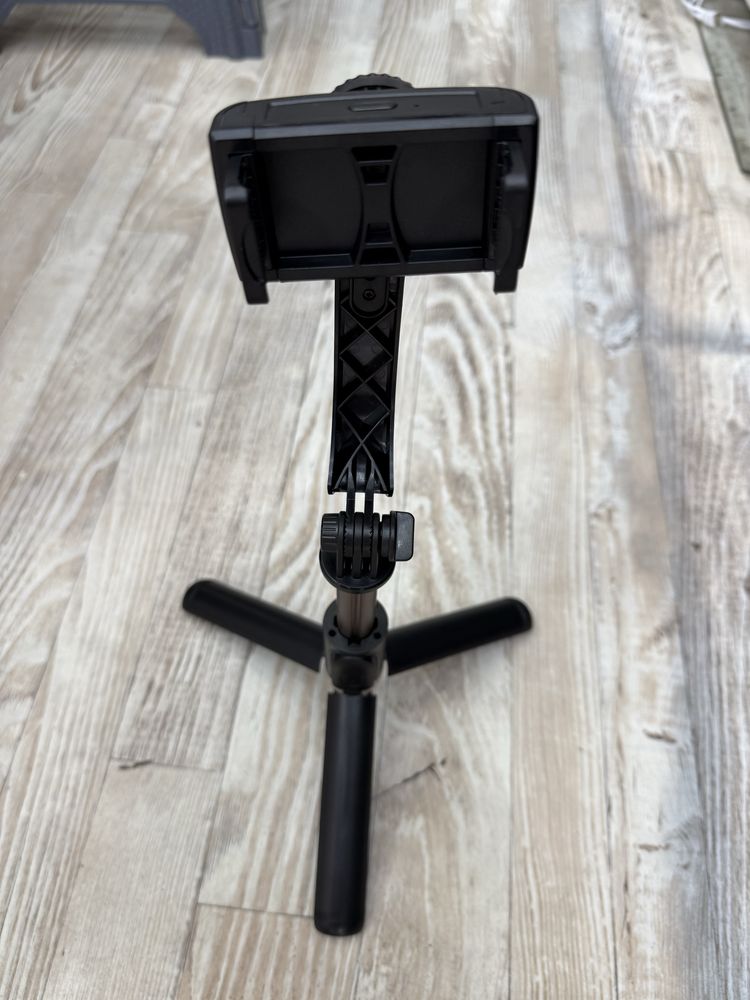 Стабилизатор gimbal трипод селфи за телефон