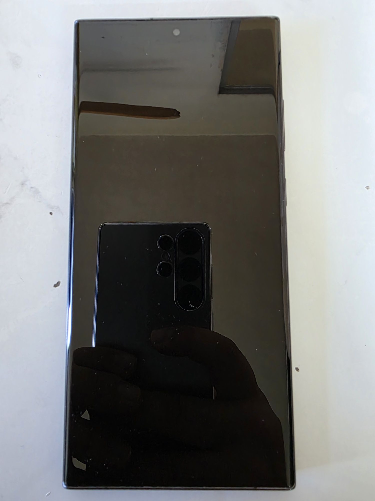 Продавам Samsung Galaxy S23 Ultra – 256GB