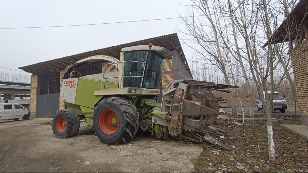 Class Jaguar 840