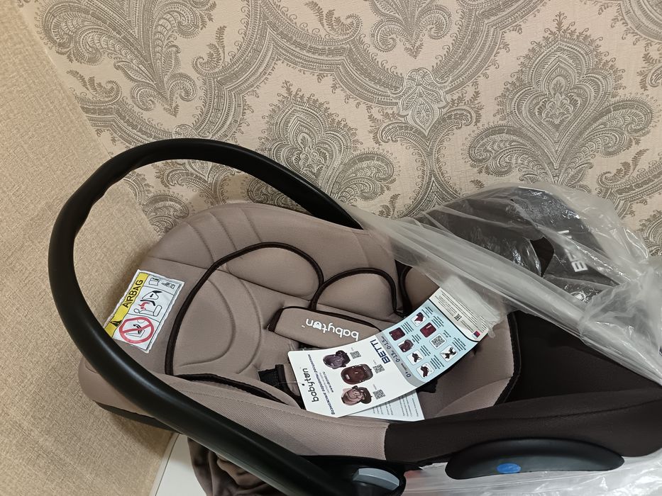 Продам новое автокресло