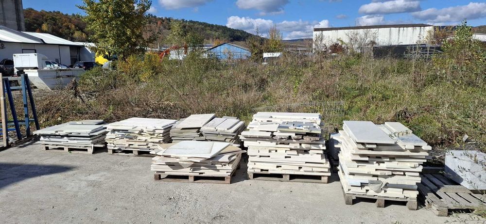 donez sau vand foarte ieftin bucati piatra, resturi marmura debitate