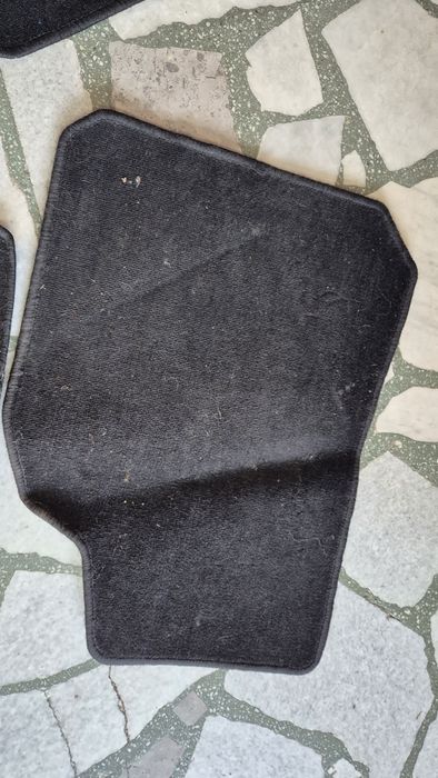 Комплект гумени и мокетени стелки от Peugeot 206/Пежо 206