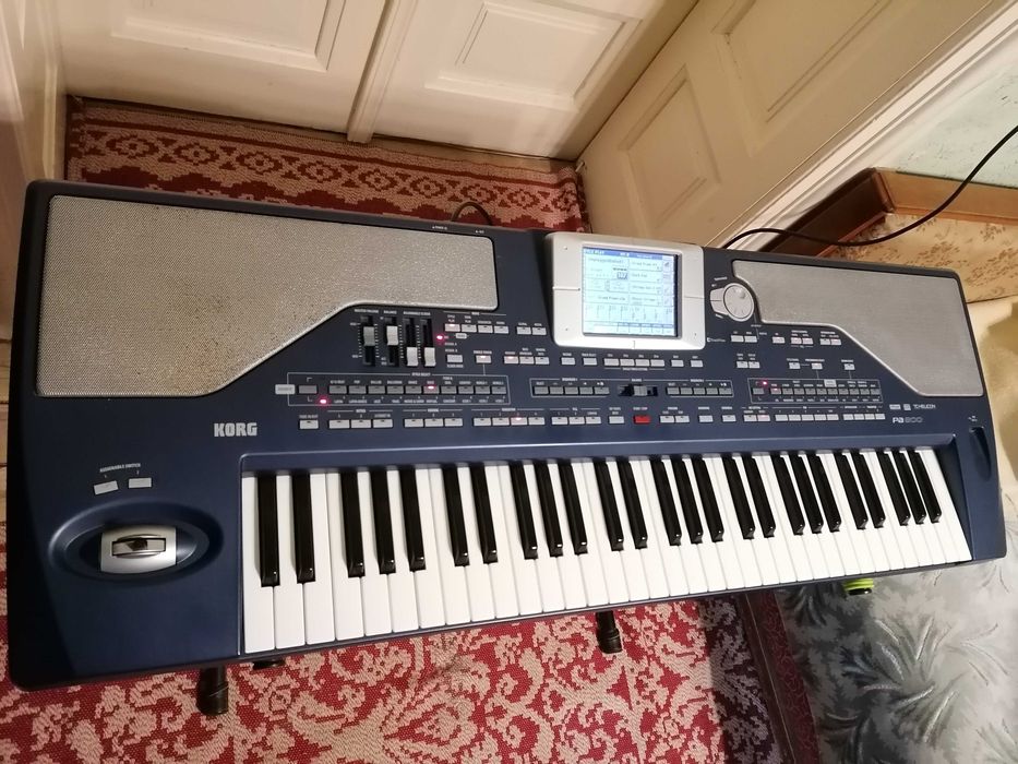 Vand Korg PA800 (Husa+stativ)