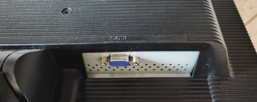 19" LCD Монитор LG FLATRON L1919S