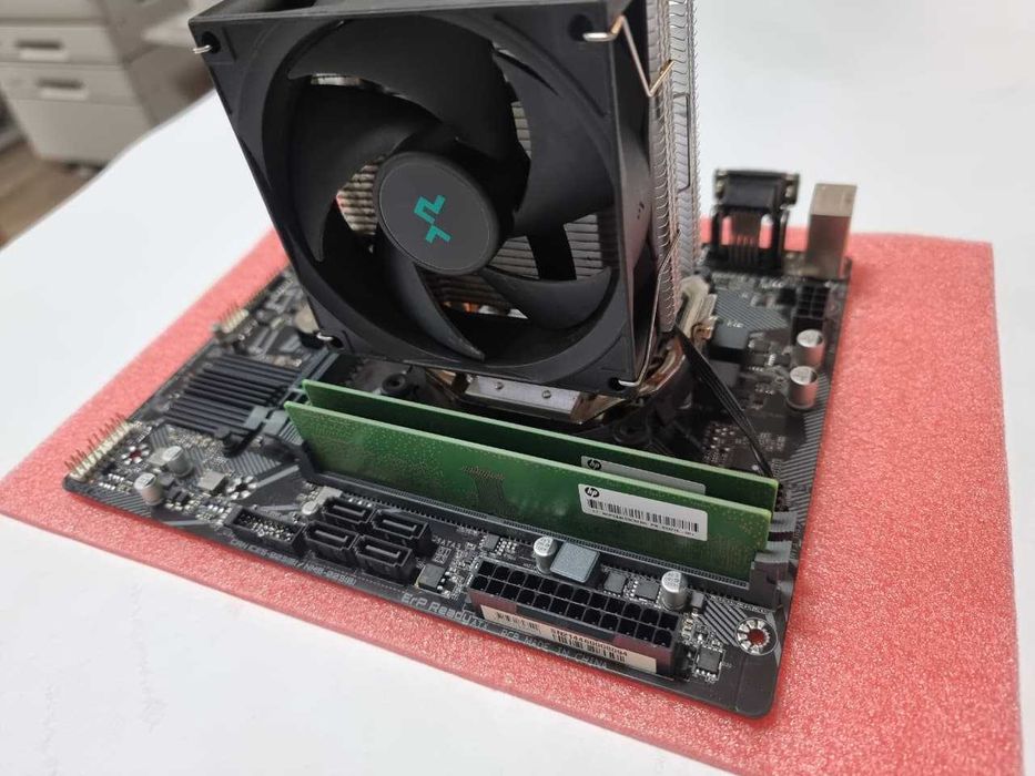 Комплект/ Core i5-10400f/ DDR4 -16Gb/ Gigabite-H410m/ DeepCool AG200
