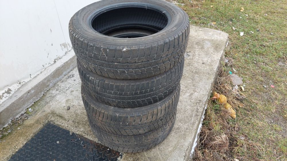 4 anvelope iarna m+s  185x60R15