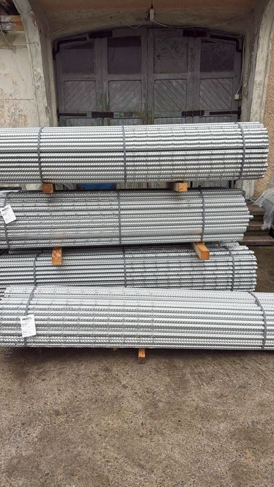 Spalieri metalic zincati noi nefolosite Lungime 2,40