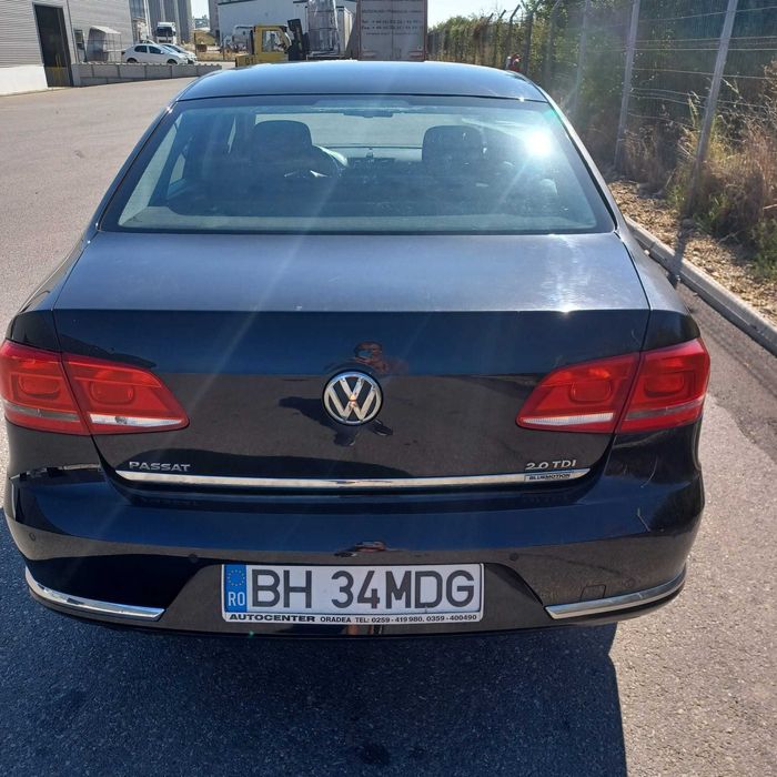 Volskwagen PASSAT 2013 BlueMotion manual 140 CP
