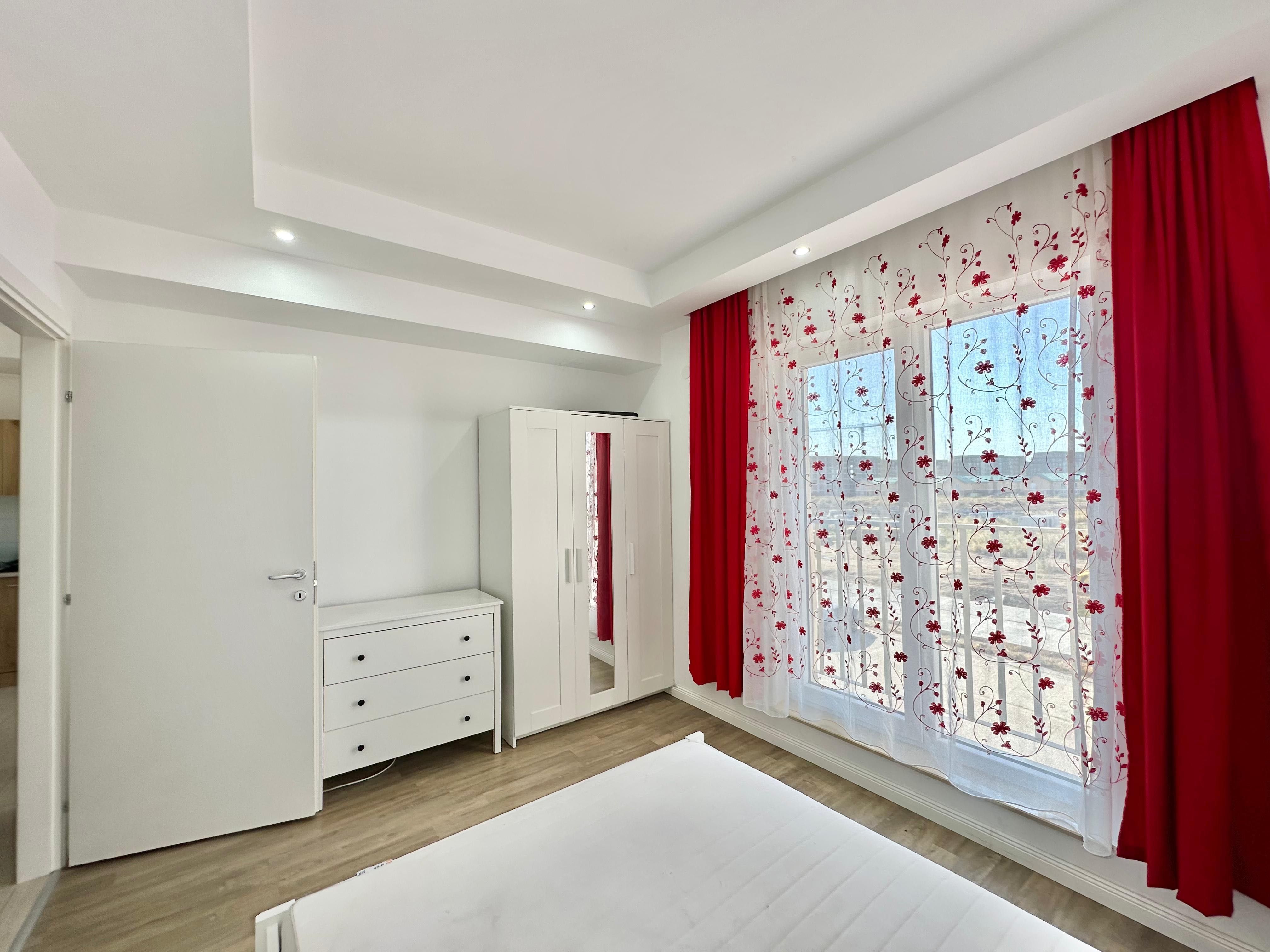 Vând studio cosmopolis