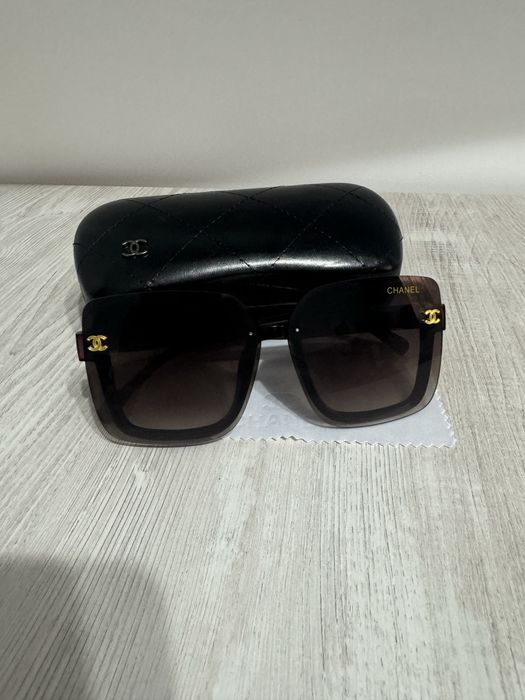 Ochelari de soare Chanel