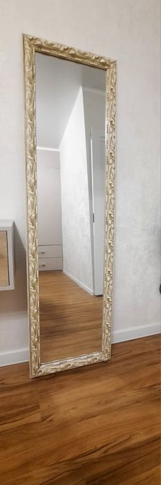 Зеркало на весь рост