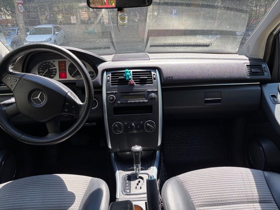 Mercedes B Class  cutie Automata