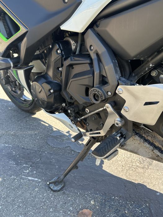Kawasaki ninja EX650M