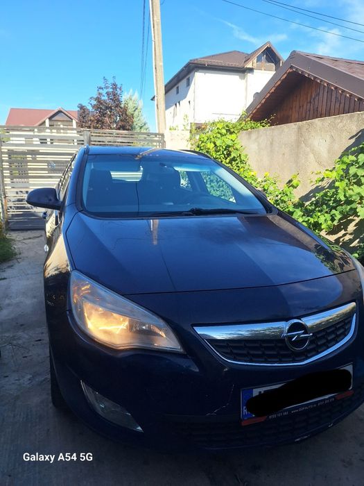 Opel Astra j 2012