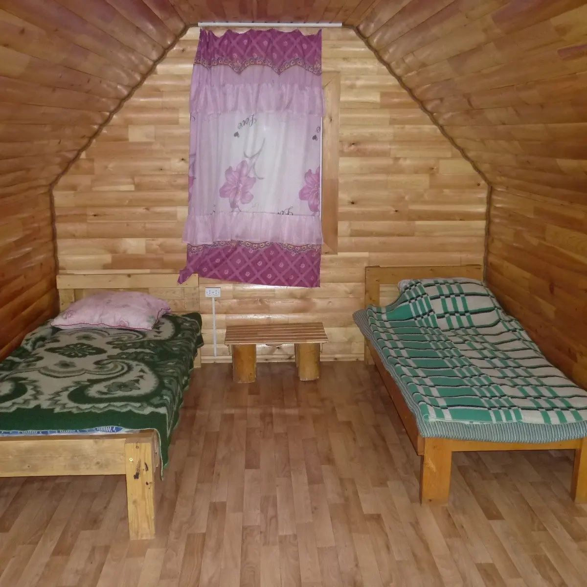 Сдам дом до 6 человек , район б/о Айна