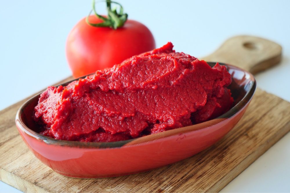 Томатная паста. Tomat pastasi.