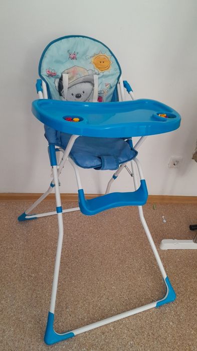 Десткий кормящий стол