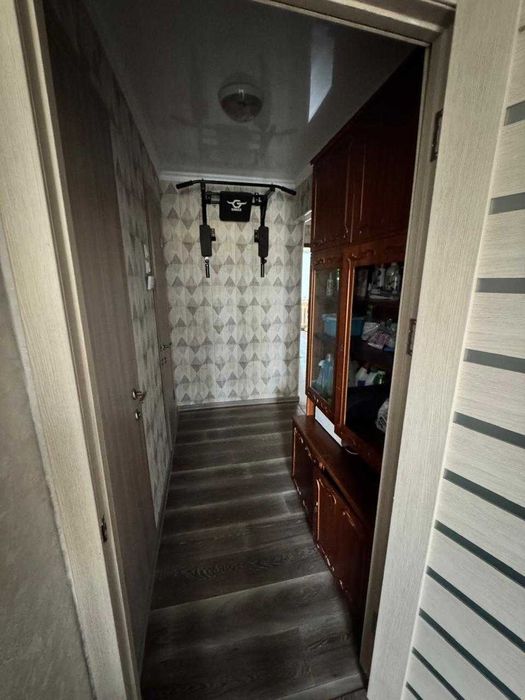 8 микрорайон 2 комнатная 23млн