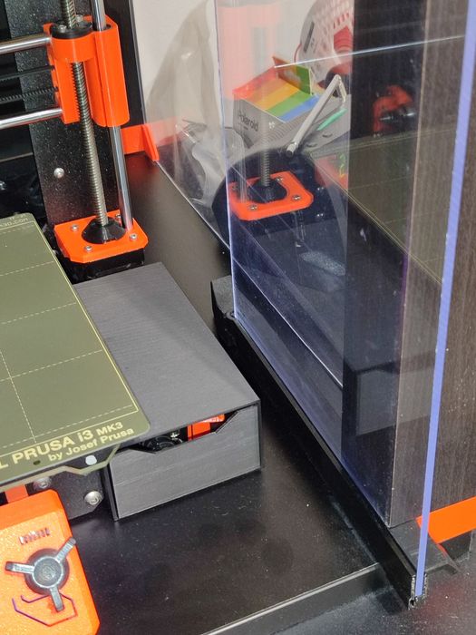 Prusa Mk3s+ cu incinta lack