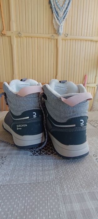 Водоустойчиви топли боти