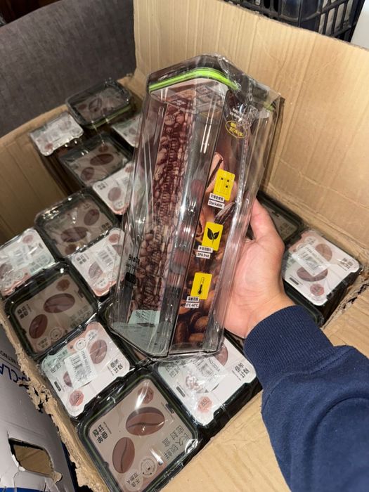 Пластиковая посуда для круп. 1,8л