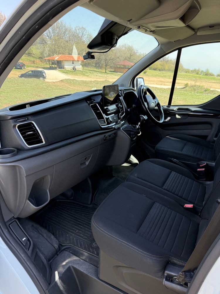 Продава се: Ford Transit Custom 2019 – Чисто нов двигател!