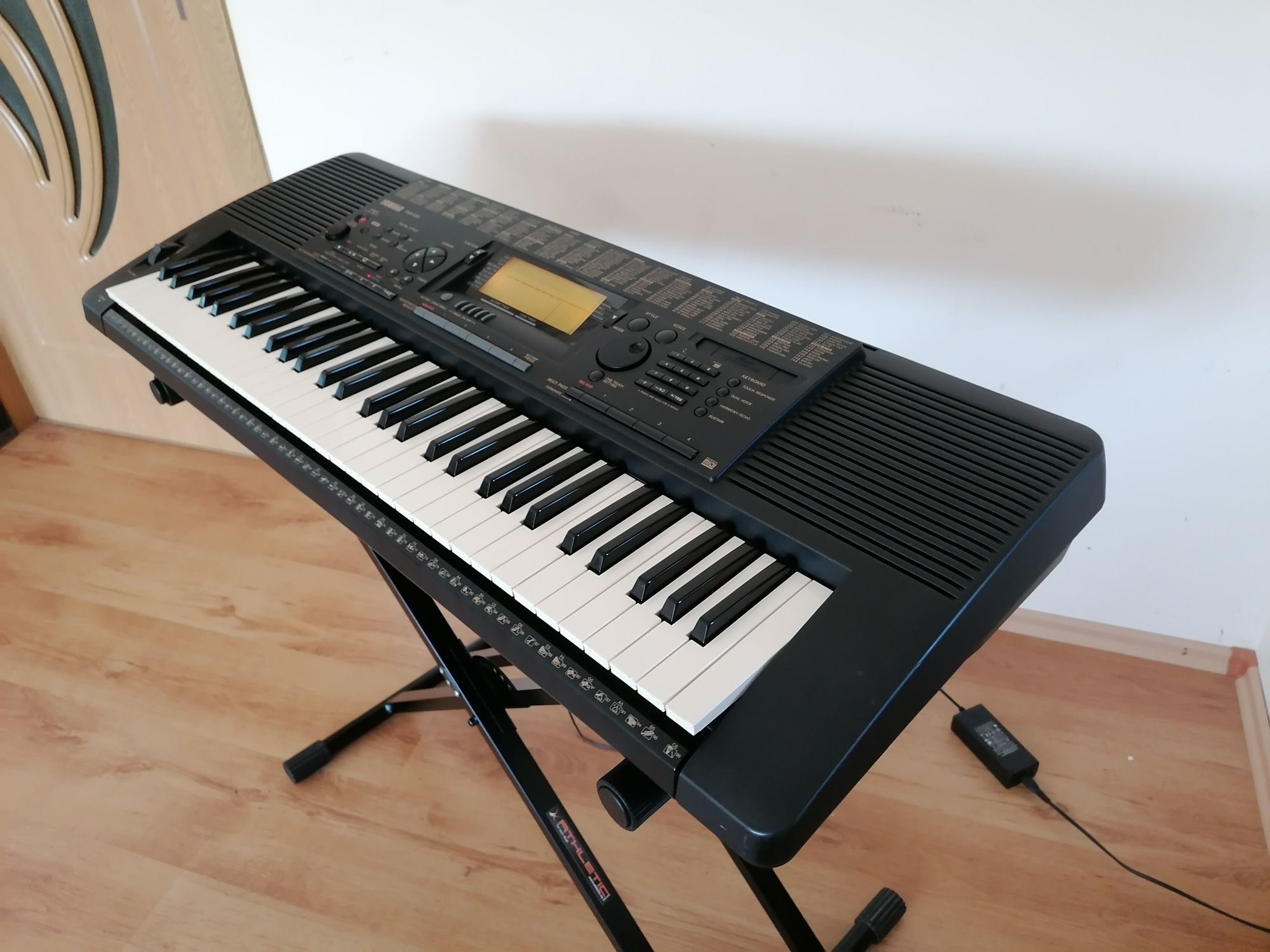 YAMAHA PSR-520 pian digital dinamic orga keyboard