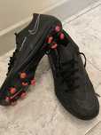 Nike Phantom GT2 Club FG/MG - черен
Обувки за футбол Phantom GT2 DA5