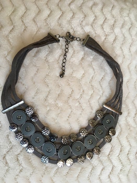Colier Baraka din piele gri