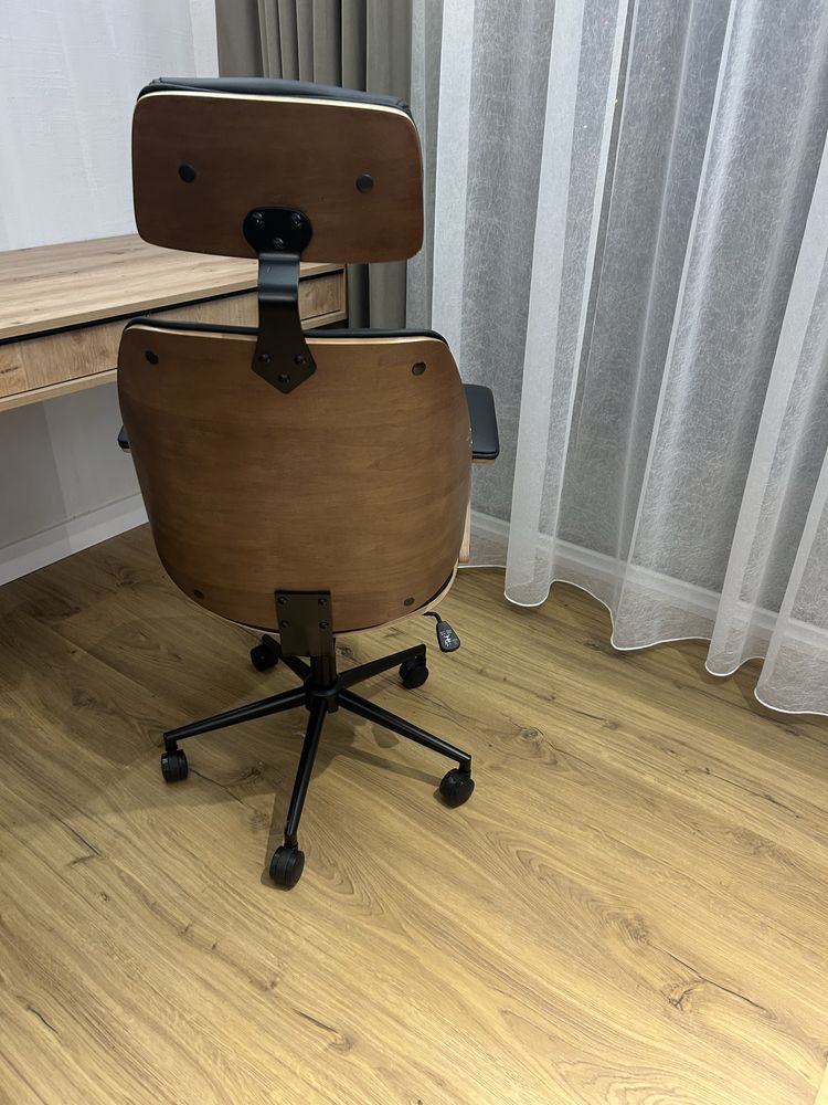Scaun birou de lux NOU piele si lemn de nuc tip Eames cu GARANTIE