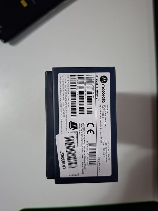 Vând Motorola G72, 8GB RAM / 128GB stocare, în stare foarte bună