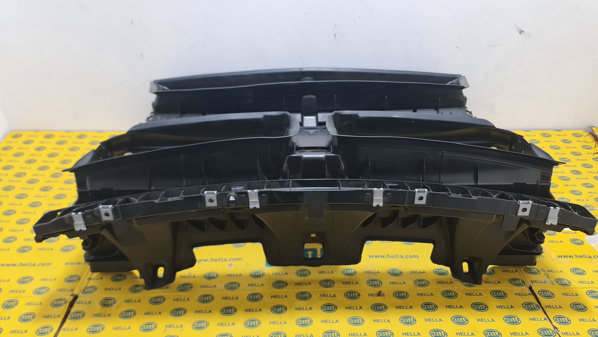 Deflector aer hota trager radiator BMW x1 f48 f49 7374197