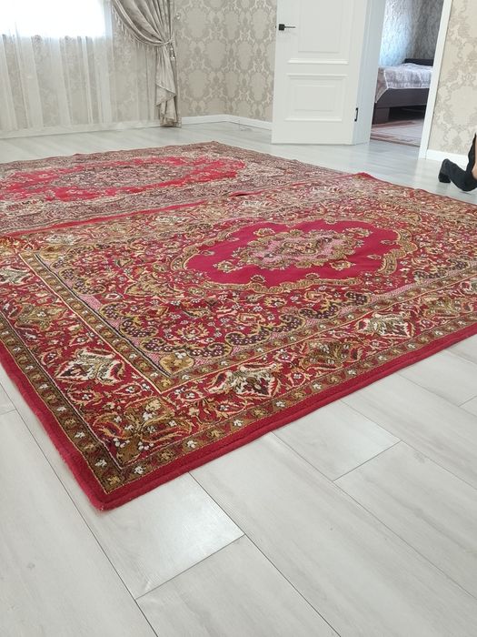 Ковер в хорошем состоянии