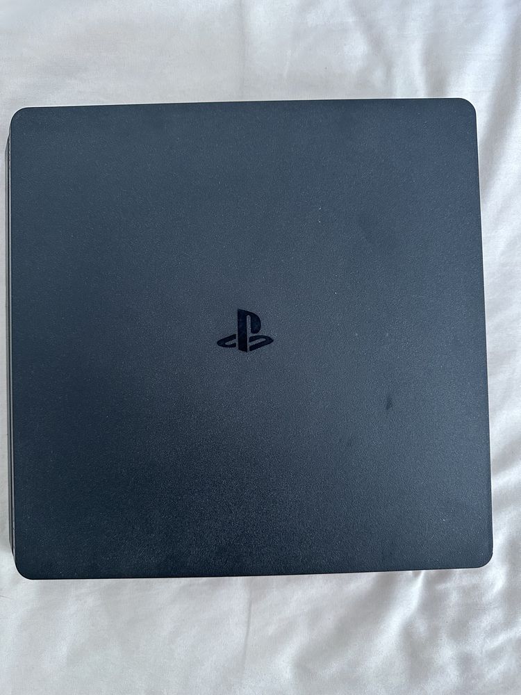 PlayStation 4 Slim