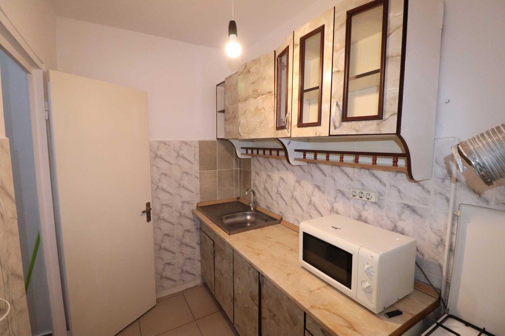 Garsoniera 32 mp, Titan, Str. C-tin Brâncuși, Bl. M13, Parter