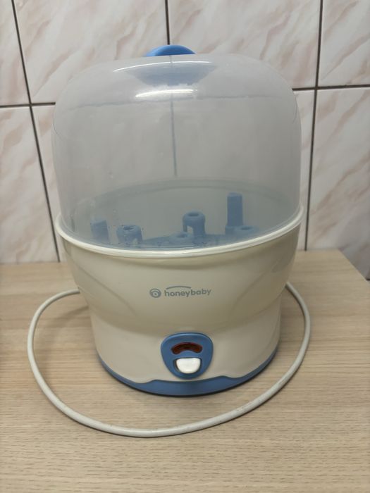 Sterilizator electric biberoane Honeybaby