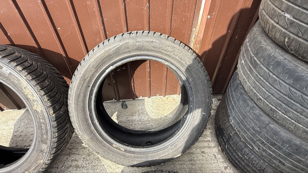 Cauciucuri iarna 205/55/16 semperit hankook