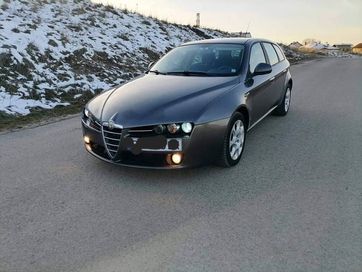 Alfaromeo 159 на части 1.9 150к.с