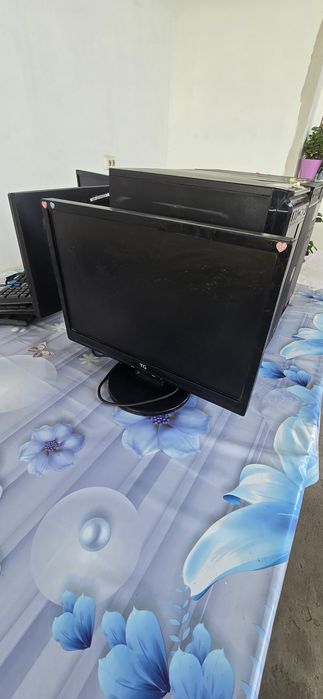 Компьютеры 3 штуки