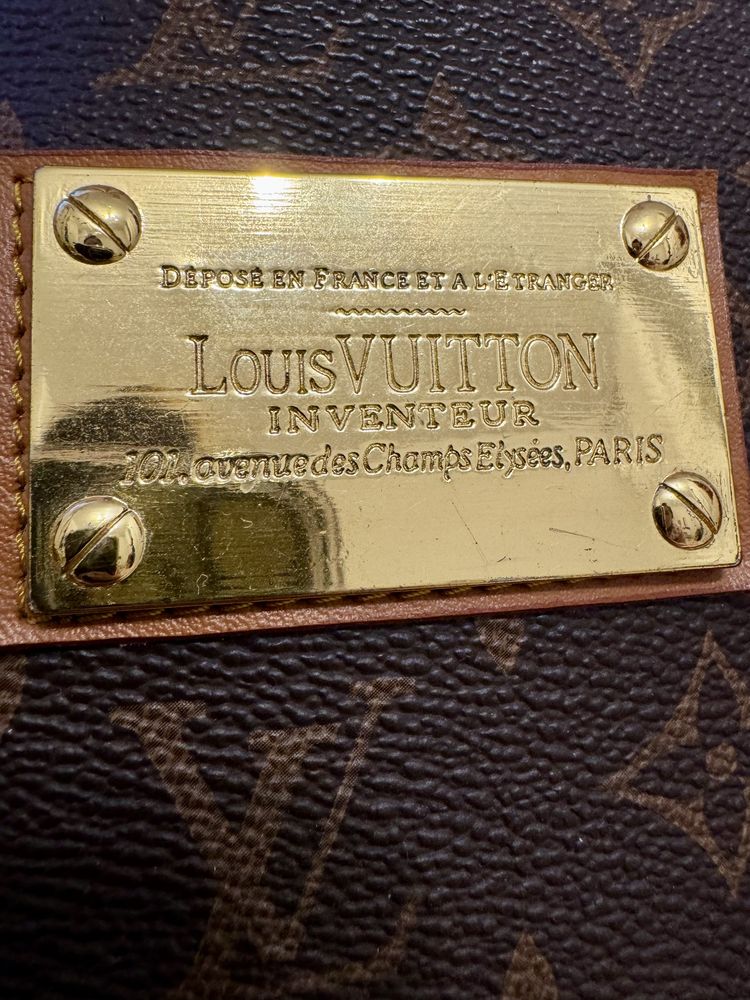 Geanta Louis Vuitton model Alma