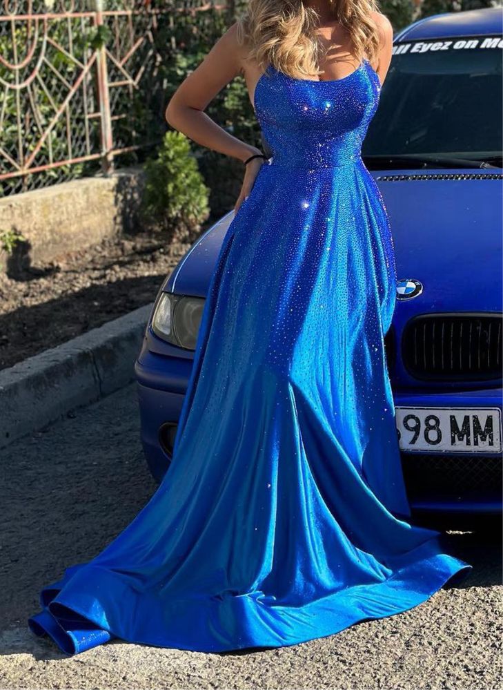 Бална рокля- Sherri Hill