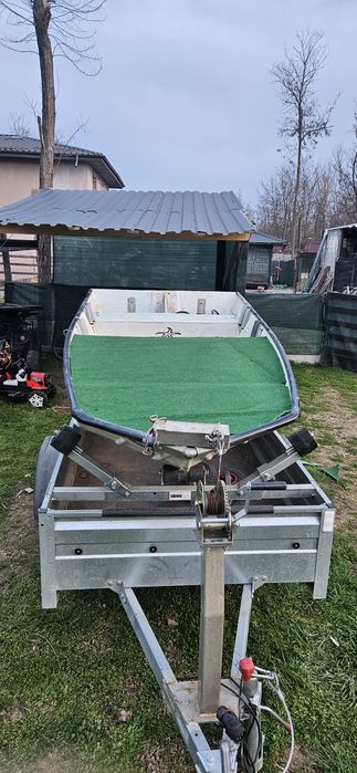 Barca de fibra plus motor