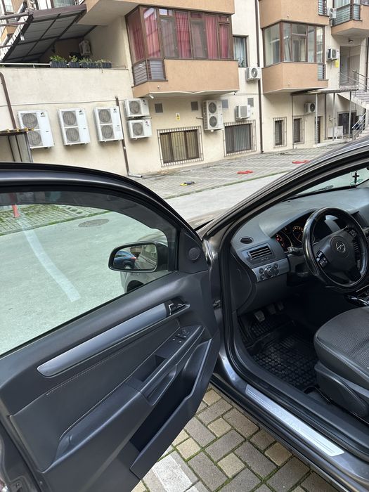 Vand opel astra h 1.7 EcoFlex diesel an 2010 propietar