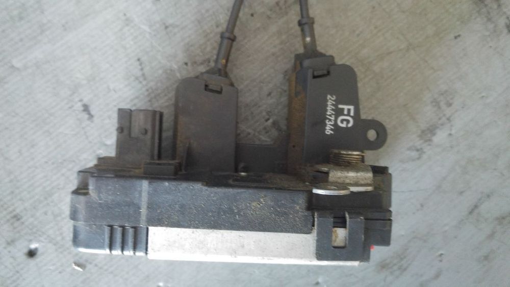 broasca iala dreapta spate opel vectra c 24447346