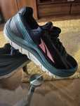 Încălțăminte sport ( Merrell , Altra , Nike )