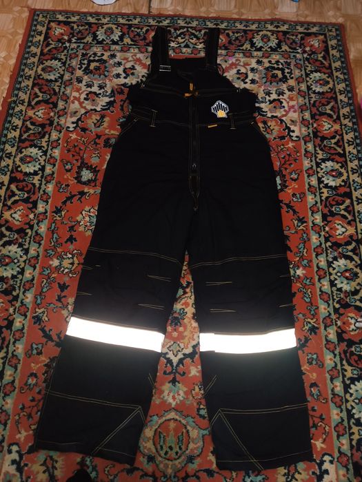 Продам зимний рабочий комбез Роснефть