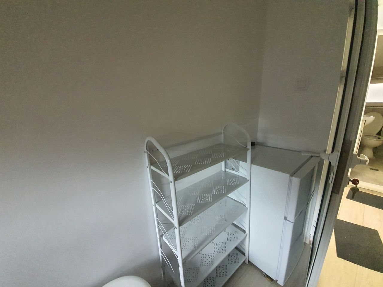 Дава се под наем  в София, Център - 13 кв.м за 163.2 € - Снимка #1