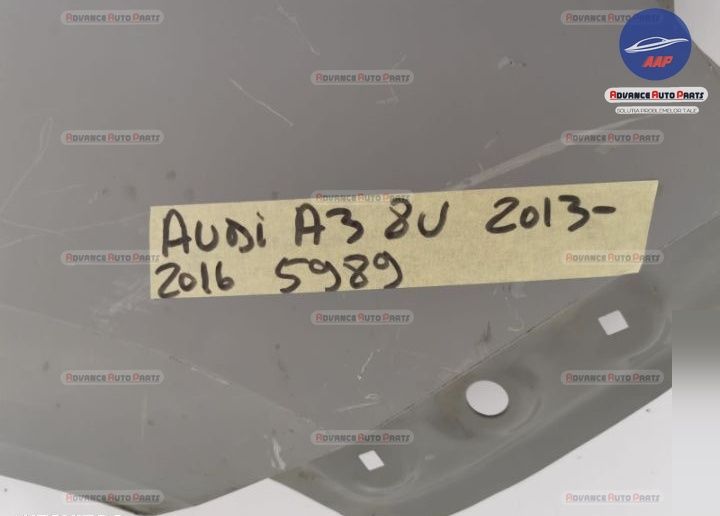Ляв заден калник оригинален в добро състояние Ауди А3 / Audi A3 8V OEM